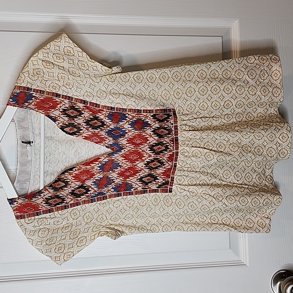 Anthropologie Akemi + Kin Honey Valley V-Neck Cap Sleeve Blouse Size Small
